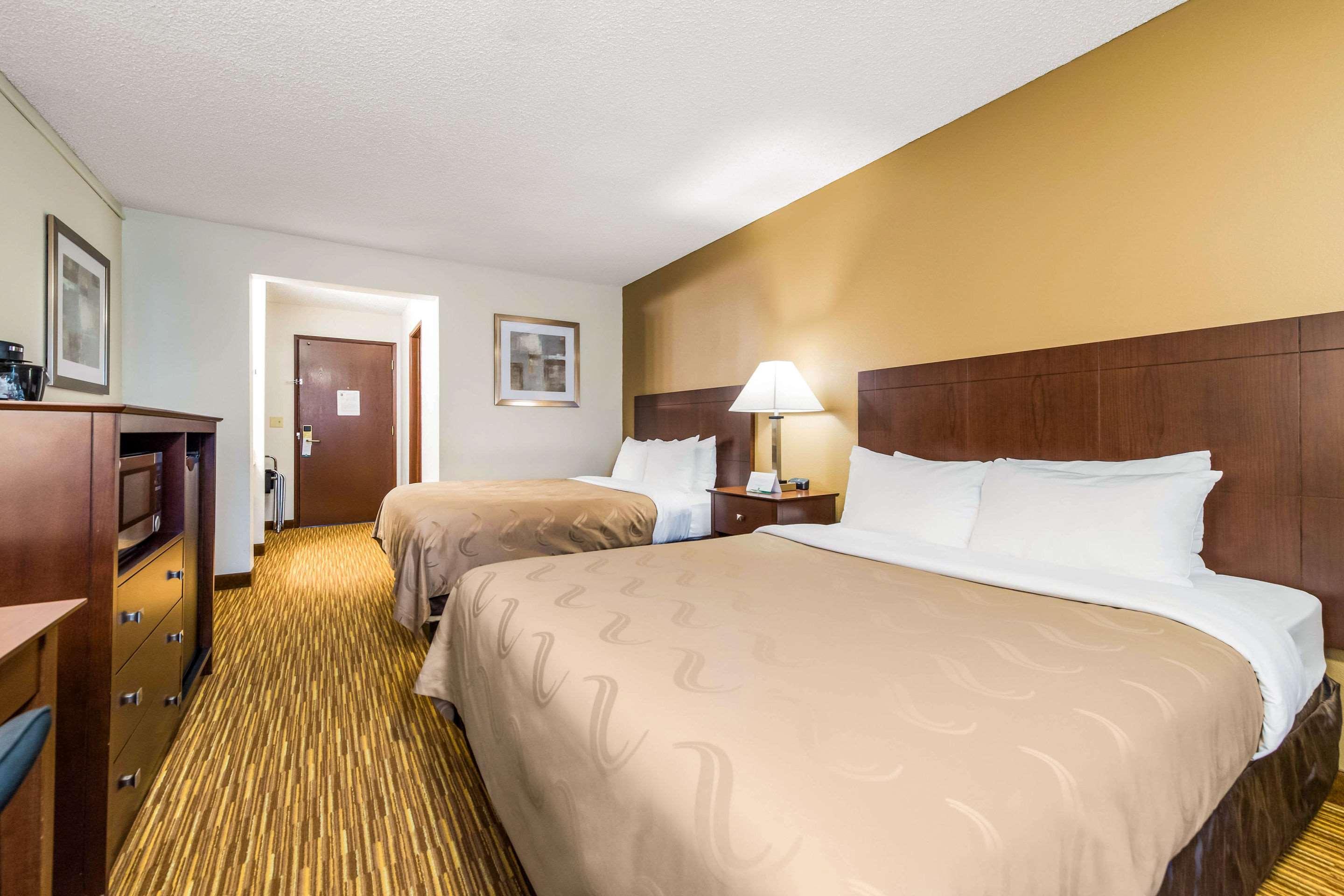 Quality Inn & Suites Lacey Olympia Экстерьер фото